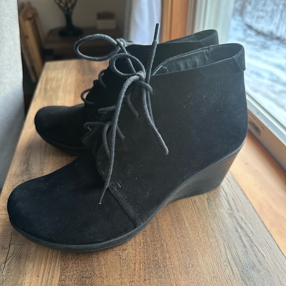 Dansko Black Ankle Boots - Picture 1 of 8